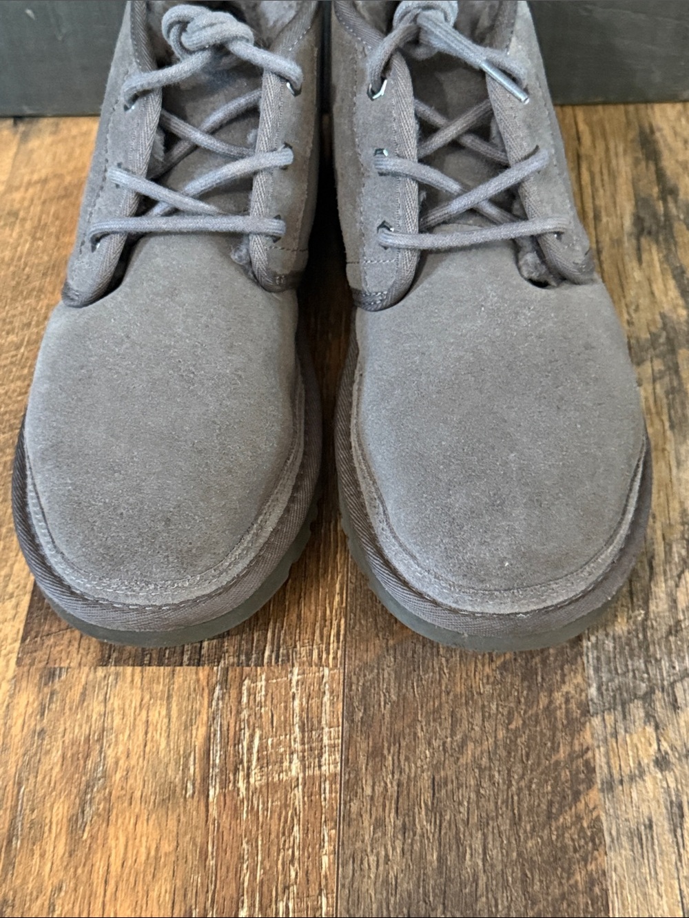 UGG Neumel Charcoal Suede Chukka Boots Men’s Size 8 – Style 3236 - Picture 7 of 11